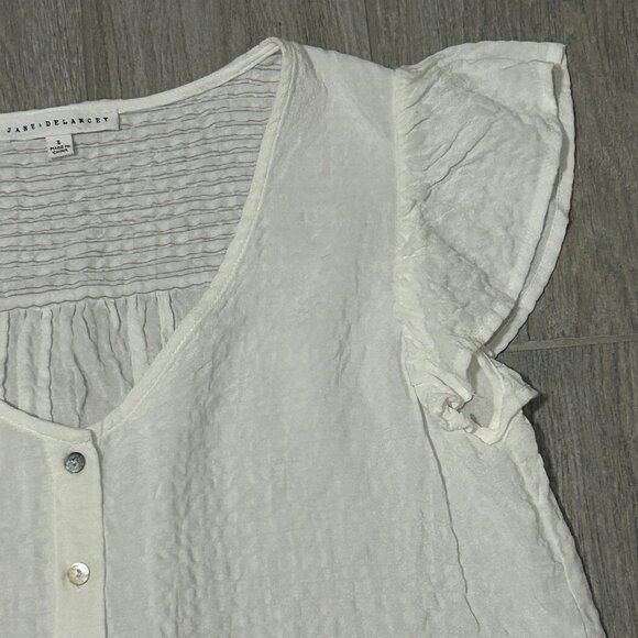 Jane & Delancey Tops - NWOT! Women's Jane & Delancey White Flutter Sleeve Blouse - SMALL